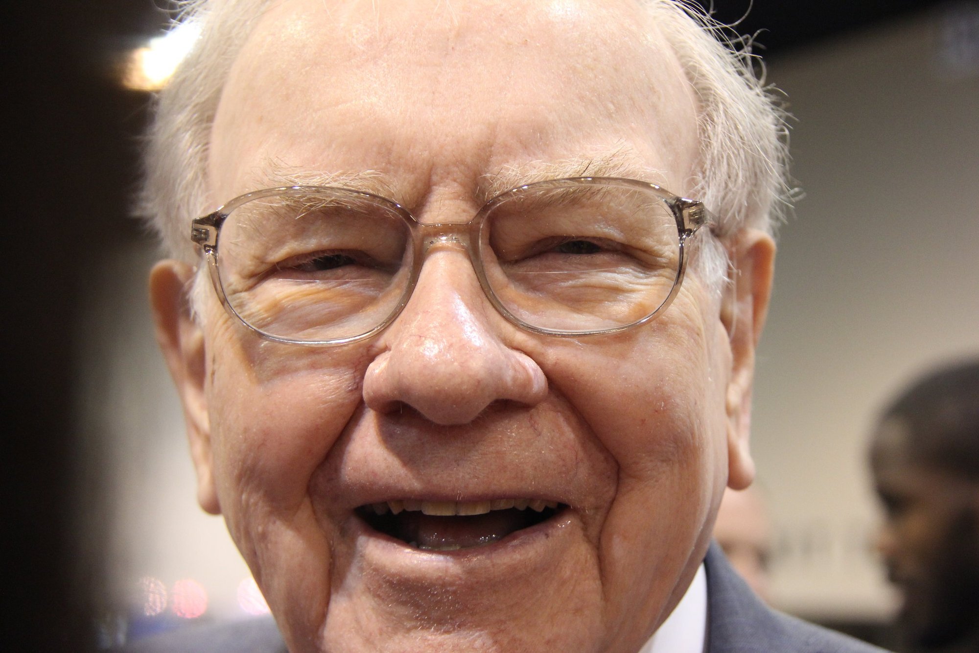 2 No-Brainer Warren Buffett Investments to Buy Right Now