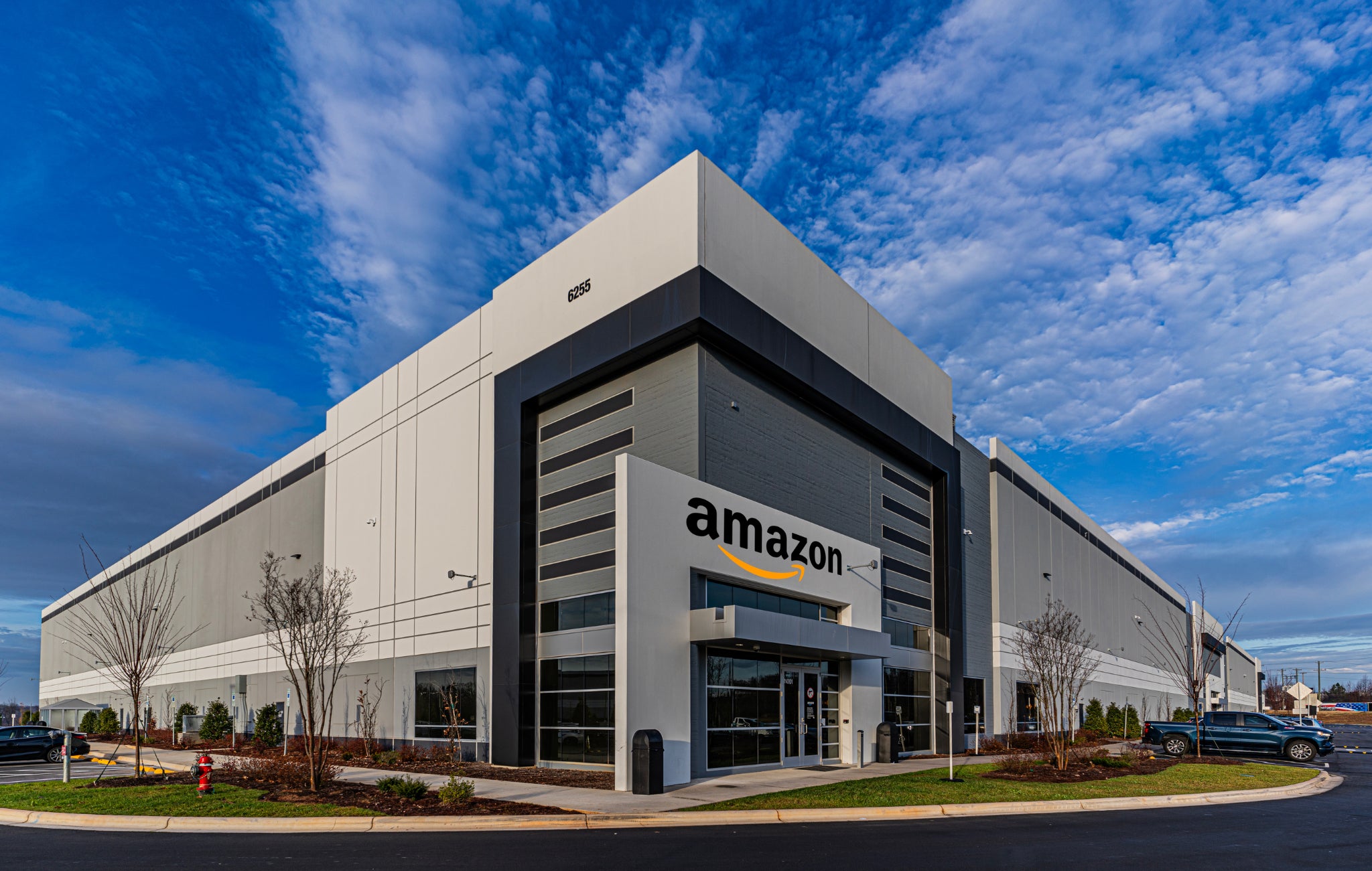 Amazon's Kannapolis investment brings 100 jobs - Salisbury Post