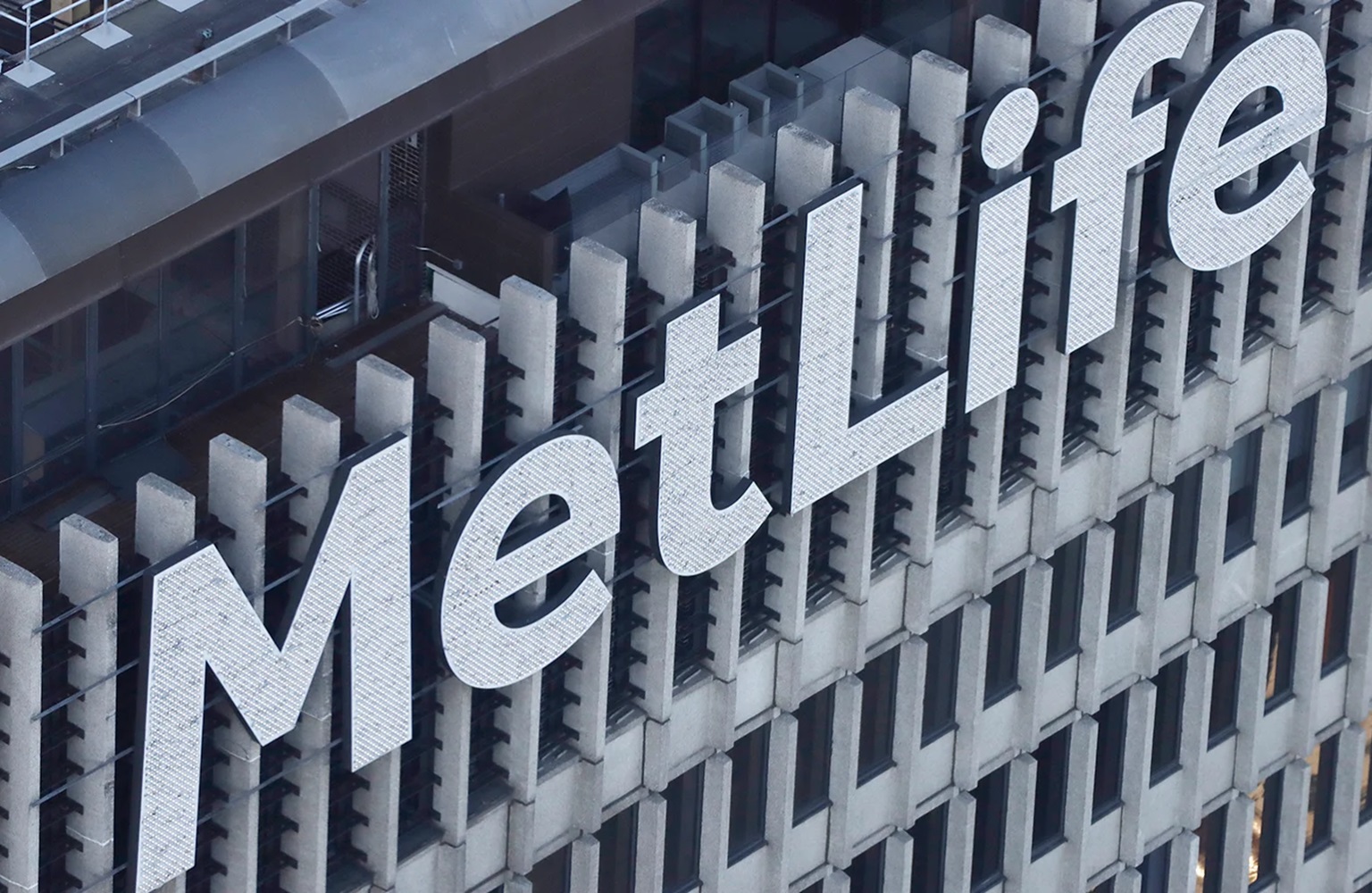 MetLife Investment Management to acquire three investment teams of Mesirow